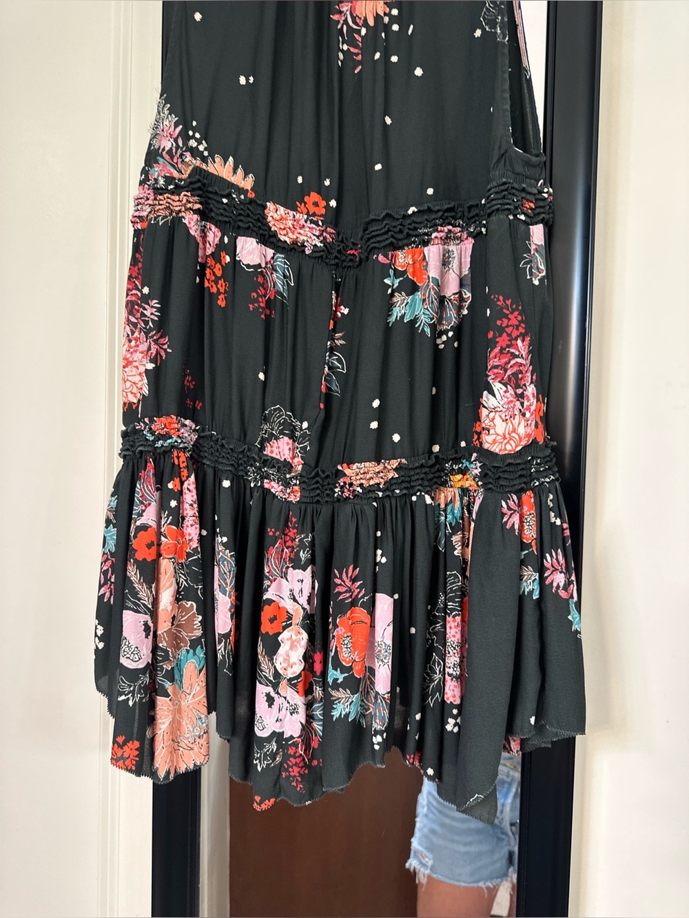 Free People Black Floral V-Neck Tiered Sleeveless Tunic - Picture 2 of 10